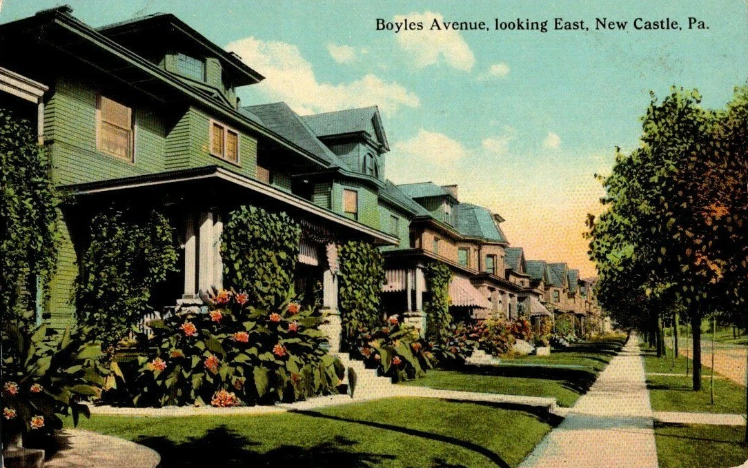 Boyles Avenue looking east
